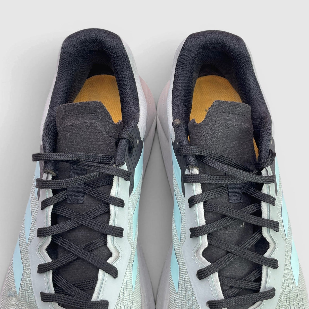 Adidas Terrex Soulstride Flow GTX — buty sportowe męskie w bardzo dobrym stanie rozmiar 44 2/3, język buta