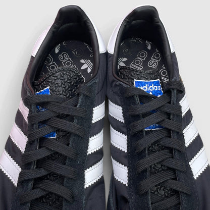 Adidas SL 72 RS Core Black / Cloud White / Blue — buty sportowe męskie w bardzo dobrym stanie rozmiar 42 2/3, wewnętrzny panel lewego buta