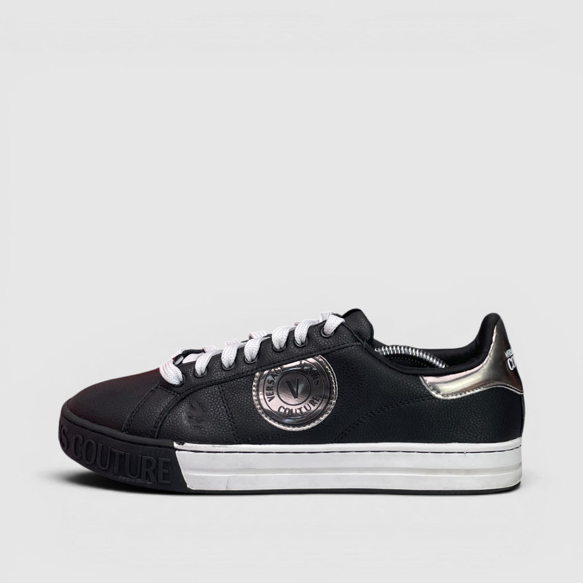 Versace Jeans Couture Sneakers — buty sportowe męskie w bardzo dobrym stanie rozmiar 42, boczny profil, lewa strona