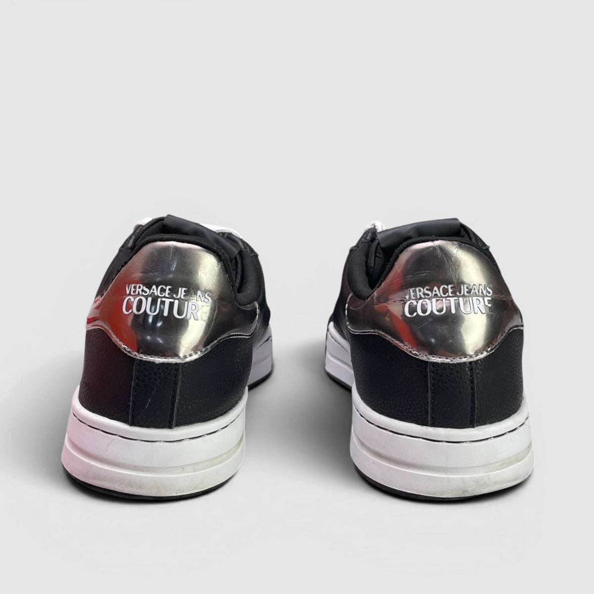 Versace Jeans Couture Sneakers — buty sportowe męskie w bardzo dobrym stanie rozmiar 42, widok z tyłu