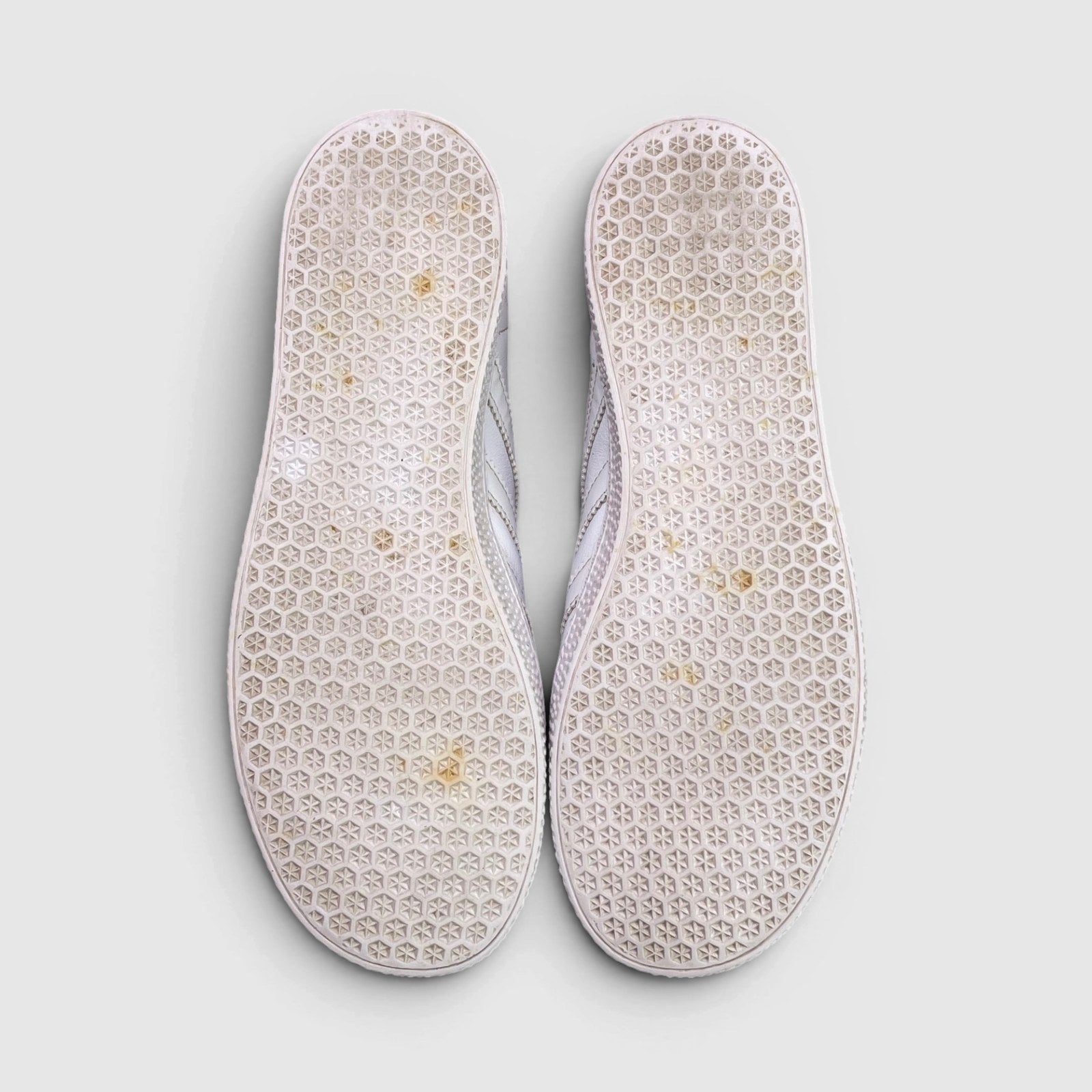 Adidas Gazelle, buty sportowe damskie w bardzo dobrym stanie rozmiar 35 1/3, podeszwa
