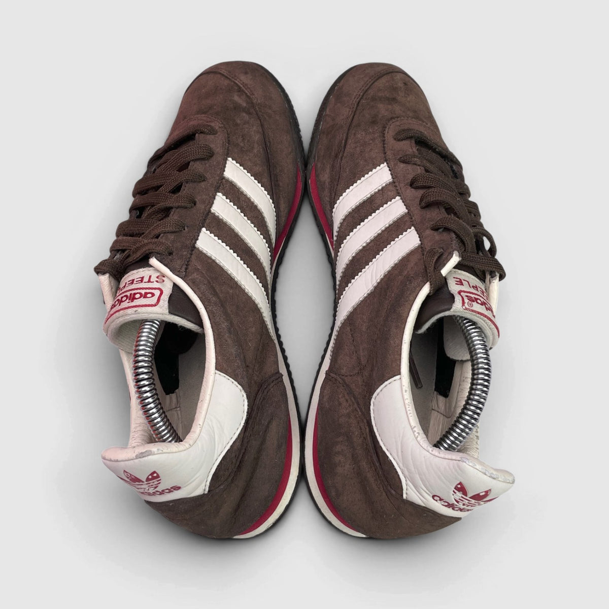 Adidas Stan Smith Collegiate Red, buty sportowe damskie w dobrym stanie rozmiar 40 2/3, widok z góry