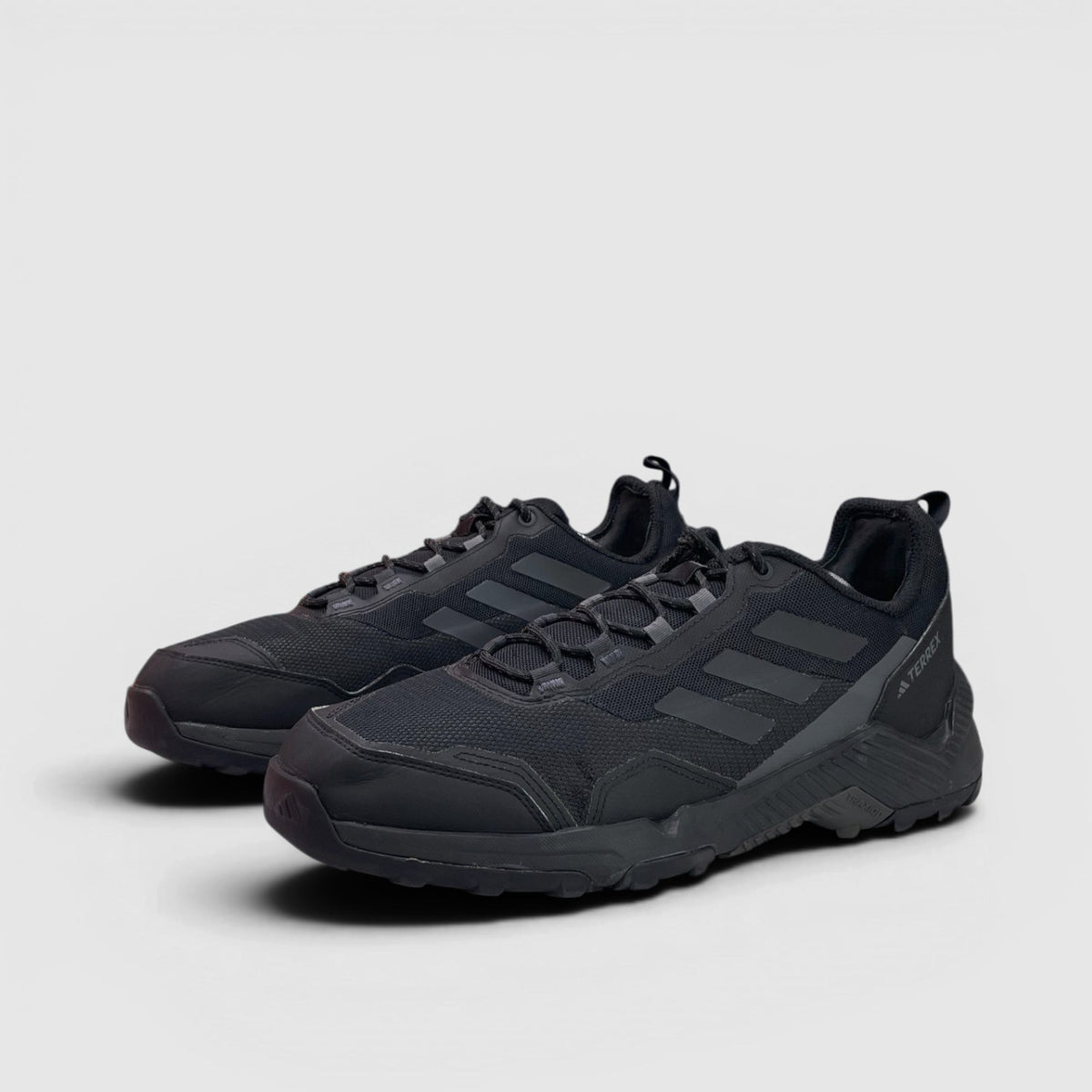 Adidas Terrex Swift Solo 2, buty sportowe męskie w bardzo dobrym stanie rozmiar 45 1/3, para butów