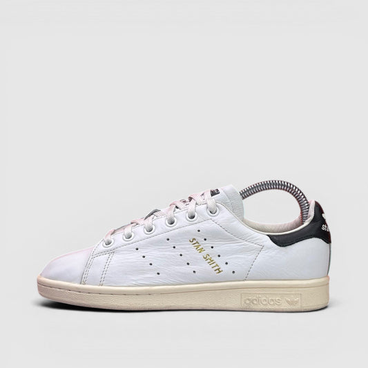 Adidas Stan Smith, buty sportowe damskie w bardzo dobrym stanie rozmiar 36 2/3, boczny profil, lewa strona