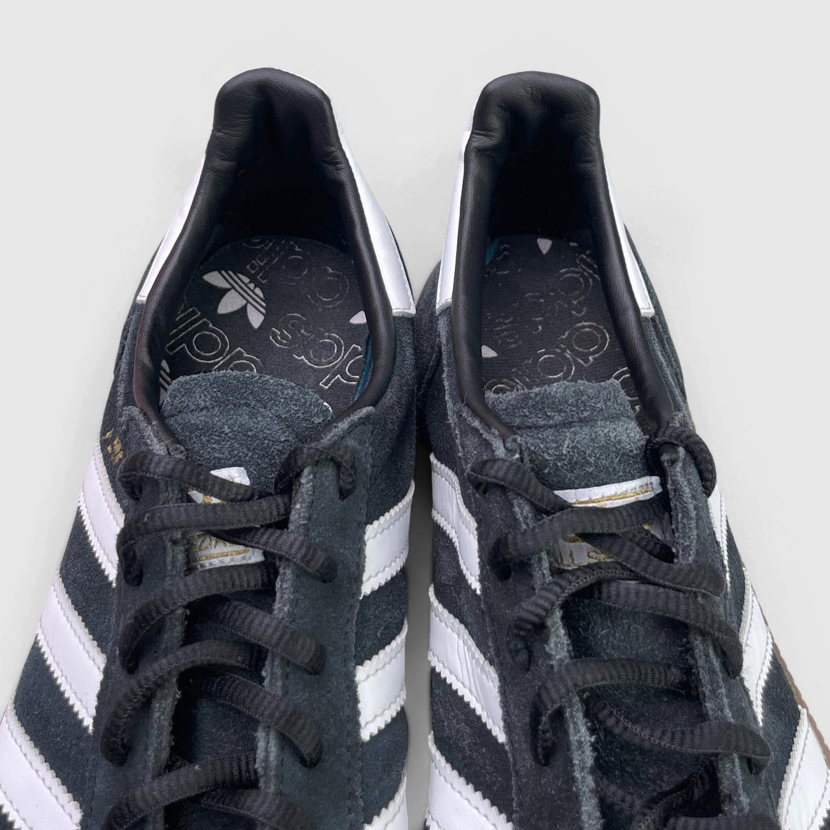 Adidas Handball Spezial Black Gum, buty sportowe męskie w bardzo dobrym stanie rozmiar 44, wkładka
