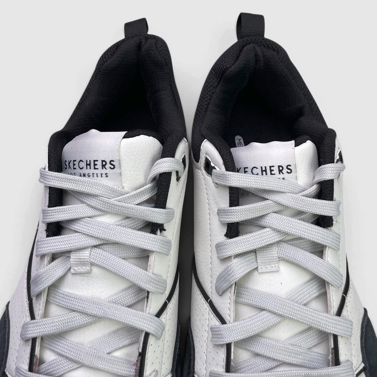 Skechers Sneakers — buty sportowe męskie w bardzo dobrym stanie rozmiar 43, język buta
