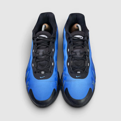 Nike Air Max DN8 Hyper Royal — buty sportowe męskie w bardzo dobrym stanie rozmiar 44.5, widok z przodu