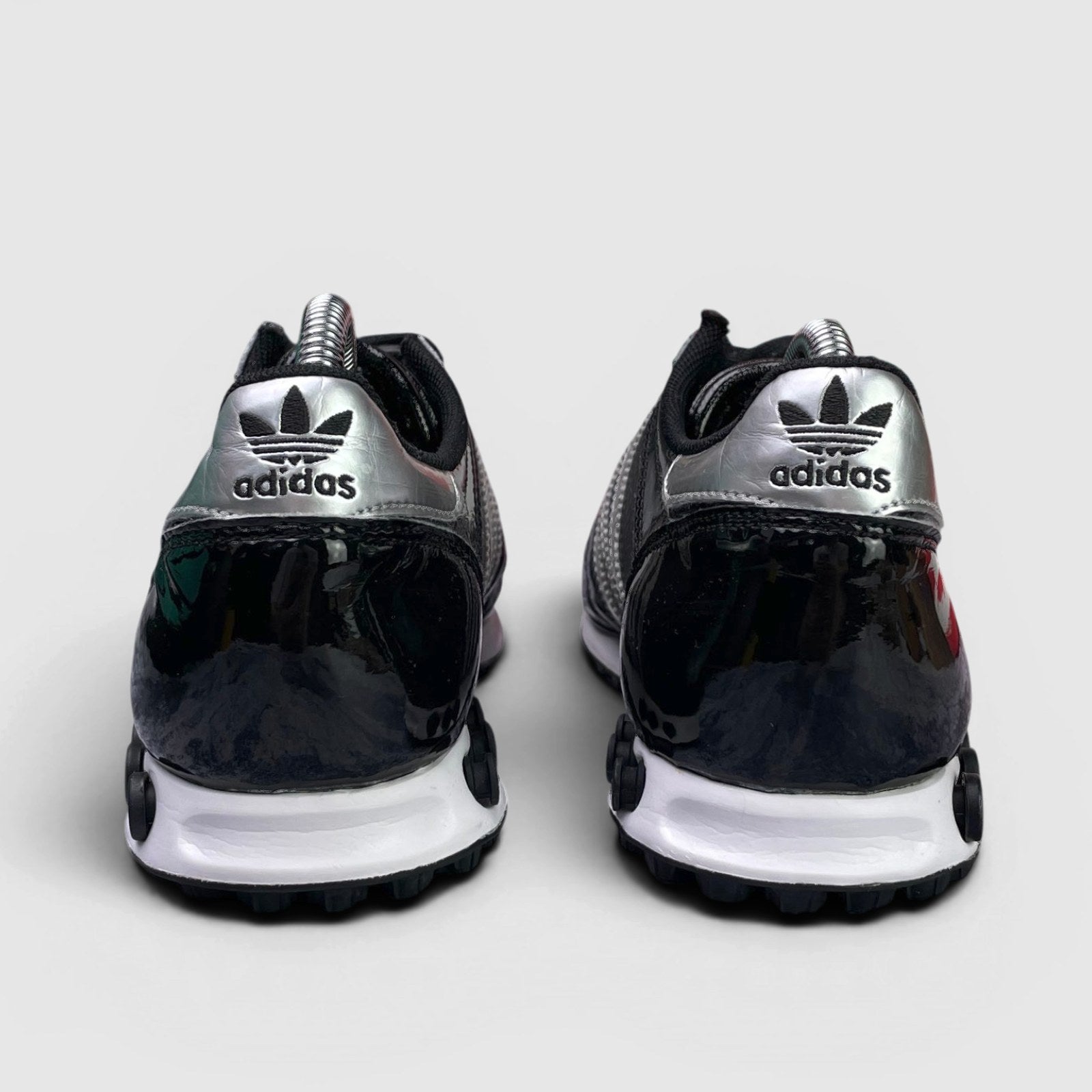 Adidas LA Trainer — buty sportowe damskie w bardzo dobrym stanie rozmiar 37 1/3, widok z tyłu