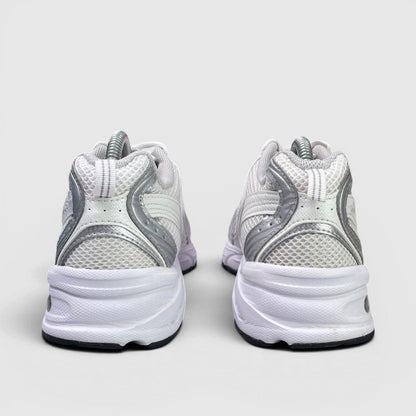 New Balance 530 Munsell White — buty sportowe męskie w bardzo dobrym stanie rozmiar 41, widok z tyłu