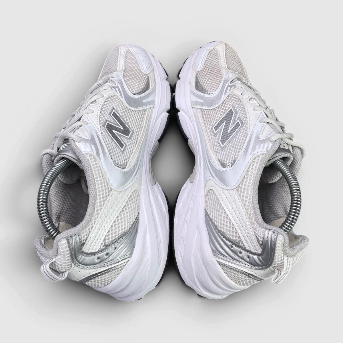 New Balance 530 Munsell White — buty sportowe męskie w bardzo dobrym stanie rozmiar 41, widok z góry