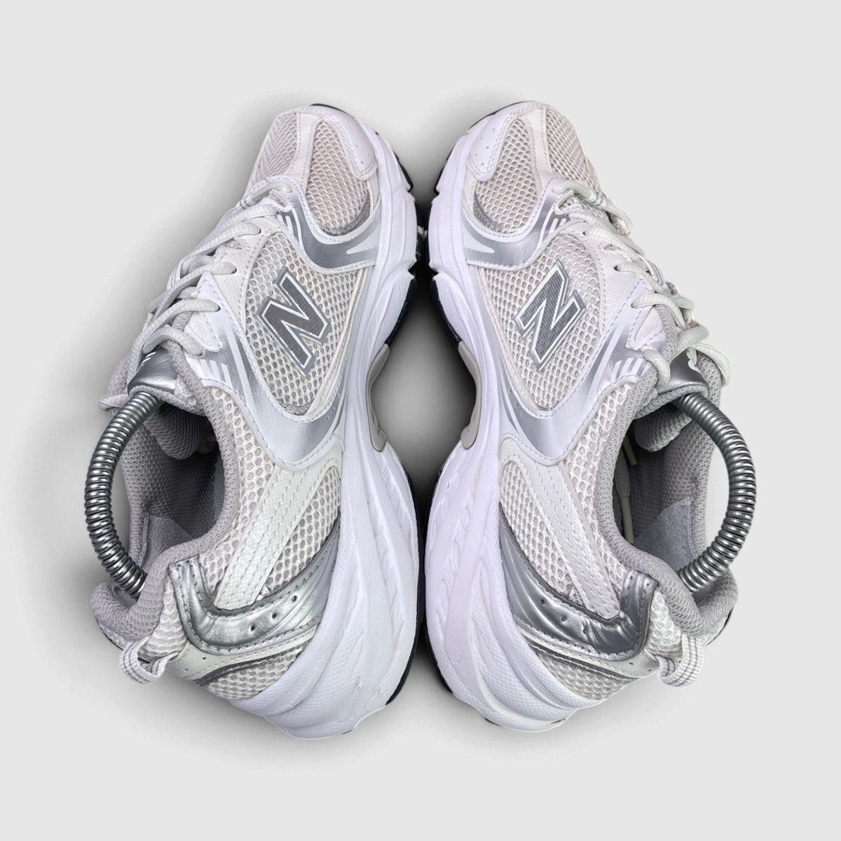 New Balance 530 Munsell White, buty sportowe damskie w bardzo dobrym stanie rozmiar 40, widok z góry