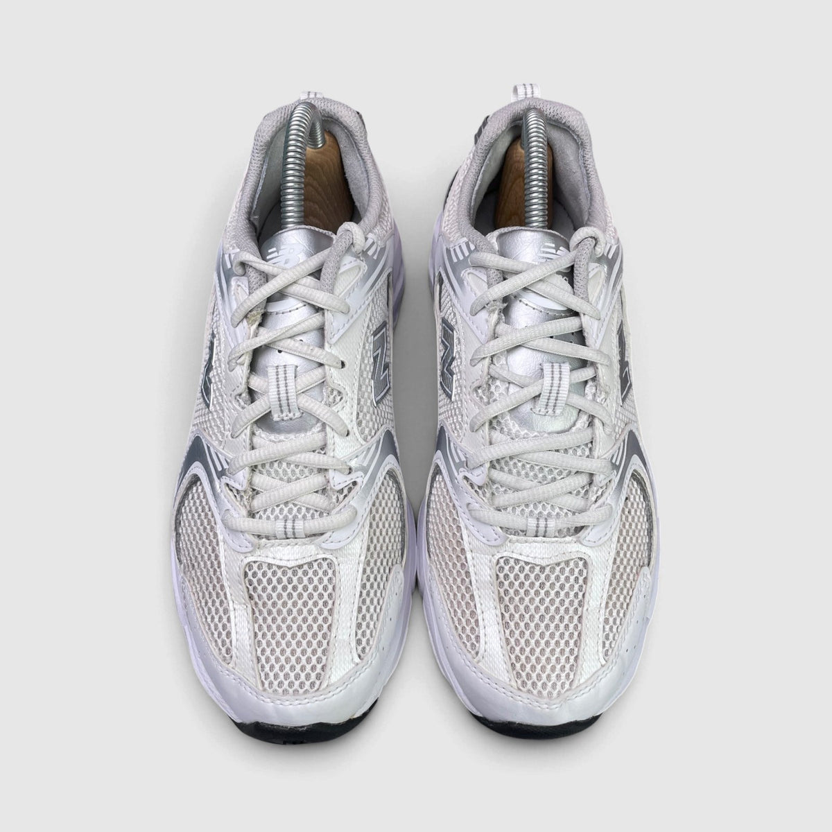 New Balance 530 Munsell White, buty sportowe damskie w bardzo dobrym stanie rozmiar 40, widok z góry