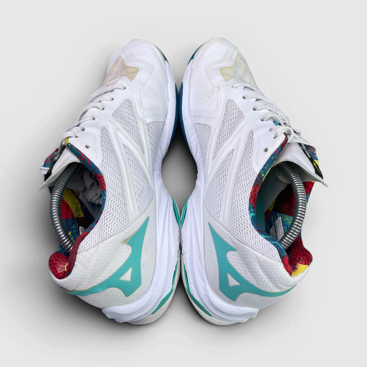 Mizuno Wave Lightning Z7 — buty sportowe męskie w bardzo dobrym stanie rozmiar 43, widok z góry