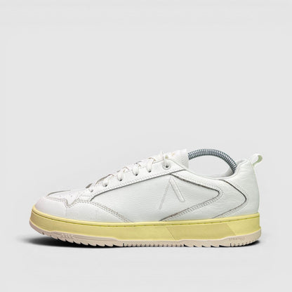 Arkk Copenhagen ARKK Copenhgen Sneakers — buty sportowe męskie w bardzo dobrym stanie rozmiar 42, boczny profil, lewa strona