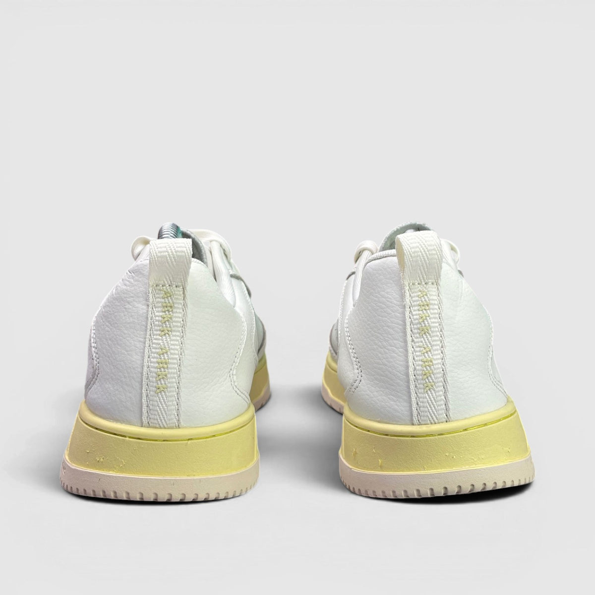 Arkk Copenhagen ARKK Copenhgen Sneakers — buty sportowe męskie w bardzo dobrym stanie rozmiar 42, widok z tyłu