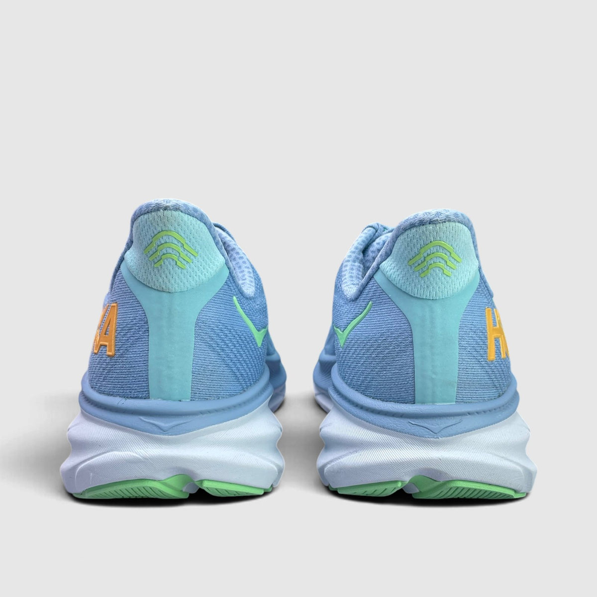 Hoka Clifton 9 — buty sportowe męskie nowe rozmiar 44 2/3, widok z tyłu