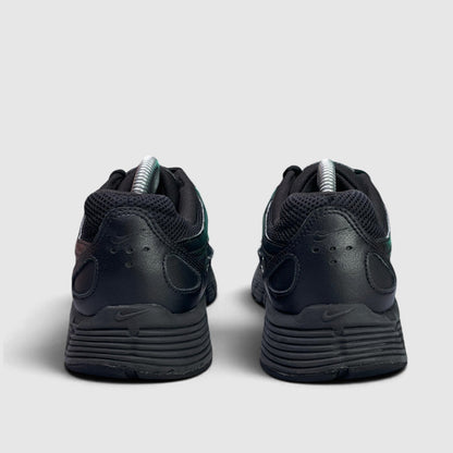 Nike P-6000 Black — buty sportowe męskie w bardzo dobrym stanie rozmiar 42, widok z tyłu