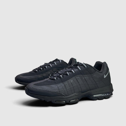 Nike Air Max 95 Ultra, buty sportowe męskie w bardzo dobrym stanie rozmiar 46, para butów