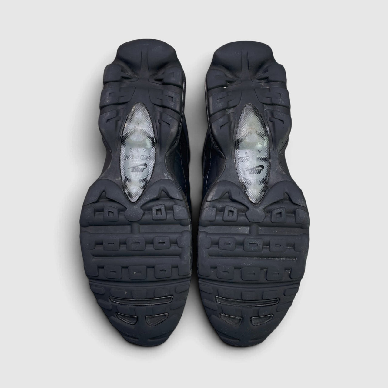 Nike Air Max 95 Ultra, buty sportowe męskie w bardzo dobrym stanie rozmiar 46, podeszwa