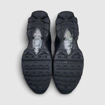 Nike Air Max 95 Ultra, buty sportowe męskie w bardzo dobrym stanie rozmiar 46, podeszwa