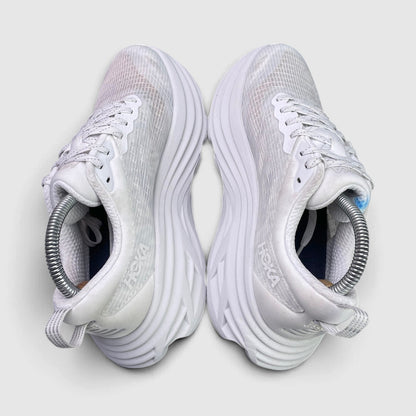 Hoka Bondi 8 Ts Caged, buty sportowe damskie w bardzo dobrym stanie rozmiar 39 1/3, widok z góry