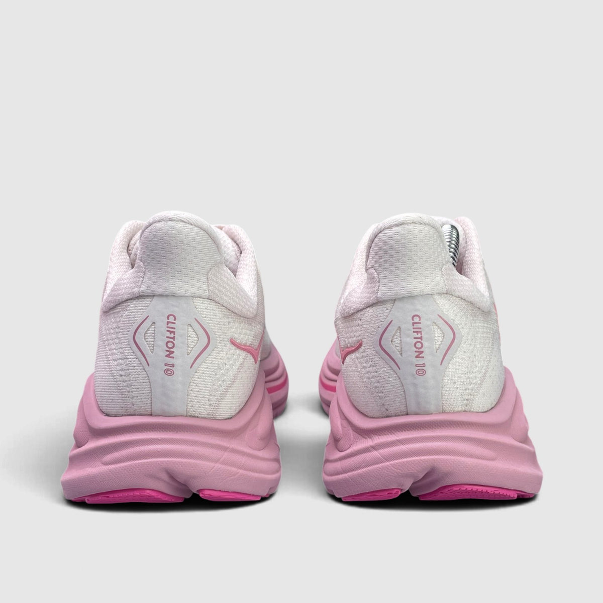 Hoka Clifton 10 Wide, buty sportowe damskie w bardzo dobrym stanie rozmiar 38 2/3, widok z tyłu