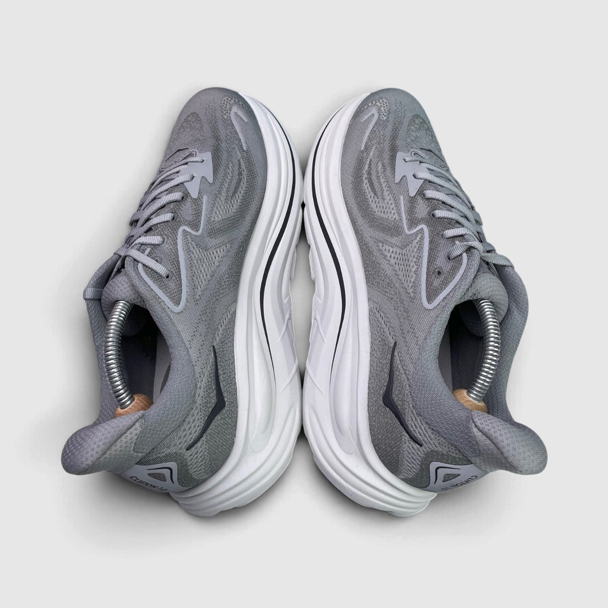 Hoka Clifton 10 Wide, buty sportowe męskie w bardzo dobrym stanie rozmiar 44, widok z góry