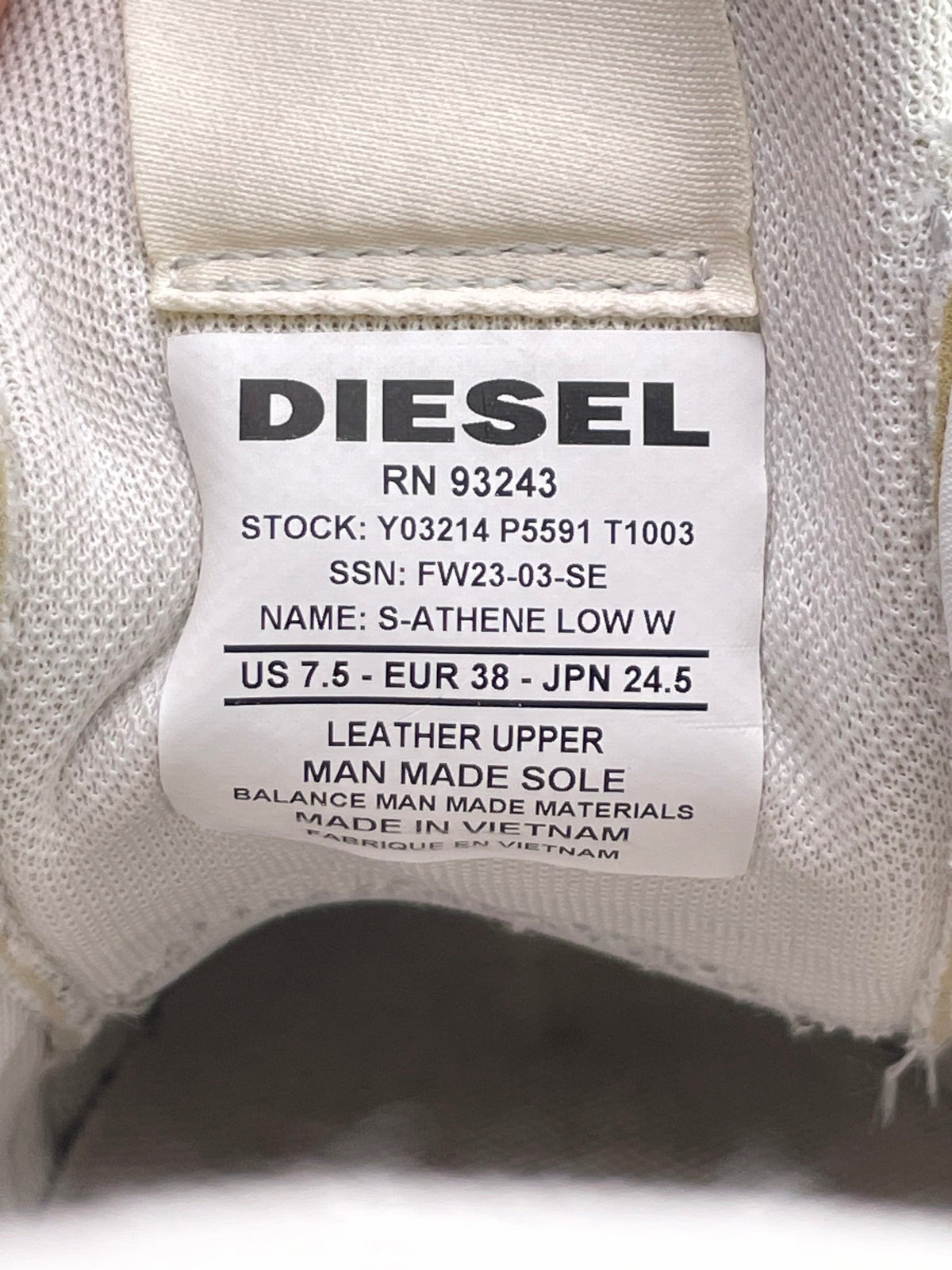 Diesel S-Athene Low — buty sportowe damskie w bardzo dobrym stanie rozmiar 38, etykieta z kodem modelu 93243