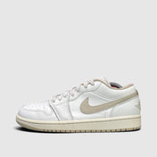 Nike Air Jordan 1 Low Sail Pale Ivory, buty sportowe damskie w bardzo dobrym stanie rozmiar 38.5, boczny profil, lewa strona
