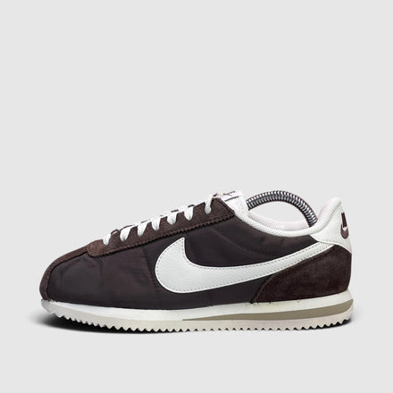 Nike Classic Cortez Baroque Brown, buty sportowe damskie w bardzo dobrym stanie rozmiar 38.5, boczny profil, lewa strona