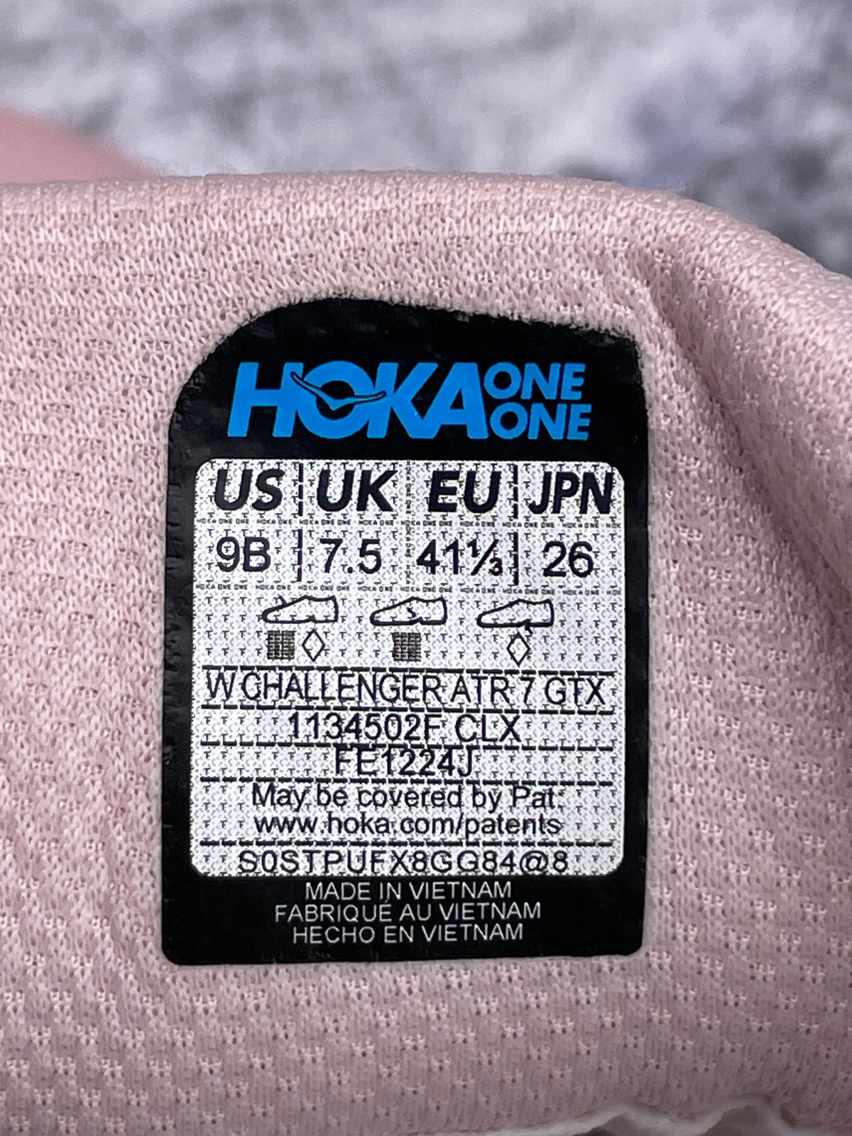 Hoka Challenger Gtx — buty sportowe damskie nowe rozmiar 41, etykieta z kodem modelu 1134502FCLX