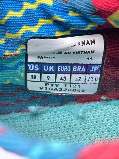 Mizuno Wave Lightning Z7 — buty sportowe męskie w bardzo dobrym stanie rozmiar 43, etykieta z kodem modelu