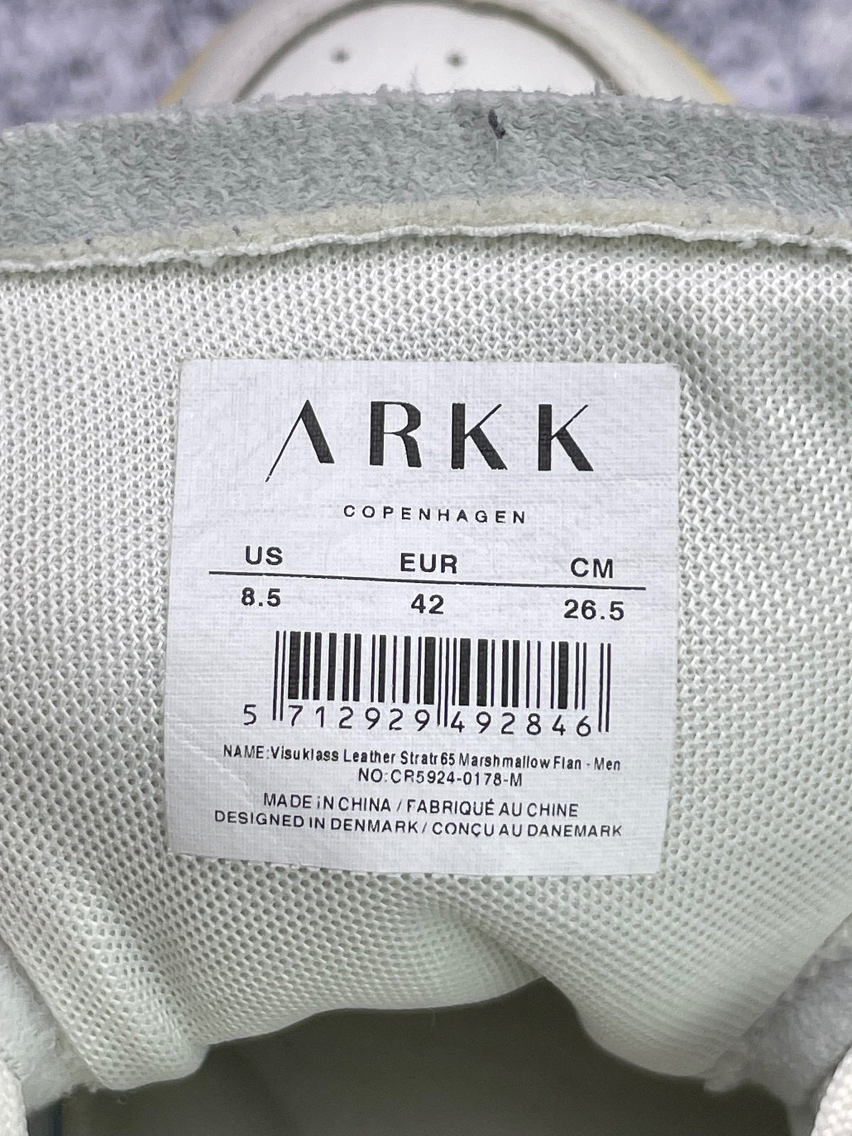 Arkk Copenhagen ARKK Copenhgen Sneakers — buty sportowe męskie w bardzo dobrym stanie rozmiar 42, etykieta z kodem modelu