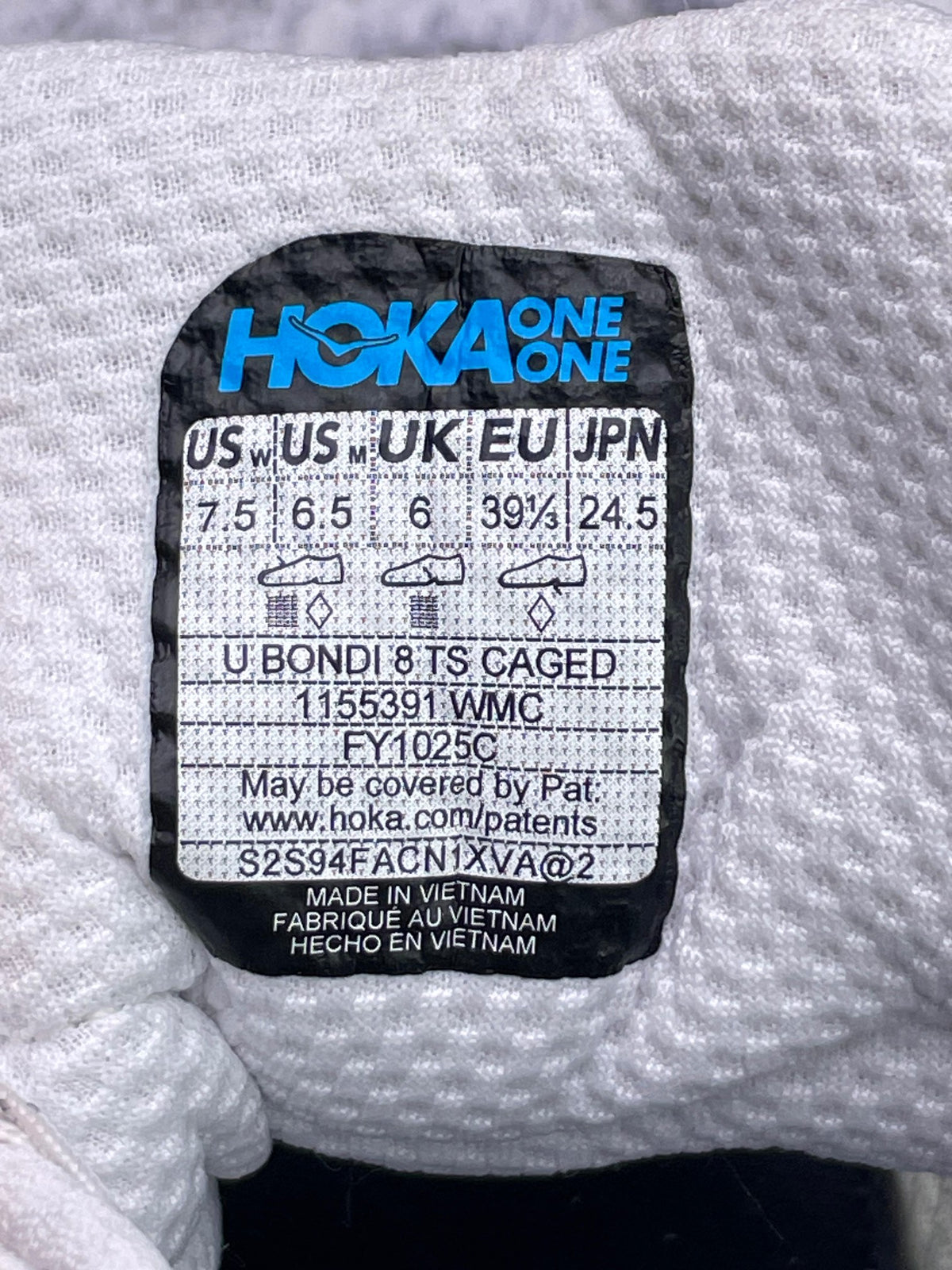 Hoka Bondi 8 Ts Caged, buty sportowe damskie w bardzo dobrym stanie rozmiar 39 1/3, etykieta z kodem modelu 1155391WMC