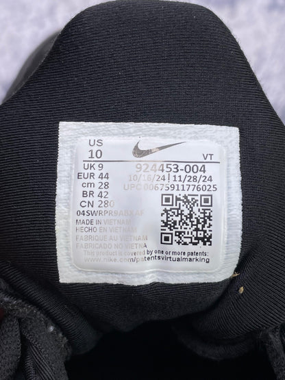 Nike Air VaporMax Plus Triple Black, buty sportowe męskie w bardzo dobrym stanie rozmiar 44, etykieta z kodem modelu 924453-004