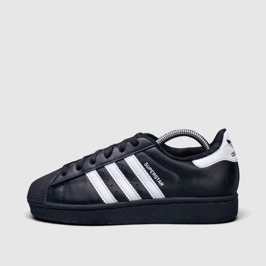 Adidas Superstar II Black White, buty sportowe damskie w bardzo dobrym stanie rozmiar 37 1/3, boczny profil, prawa strona