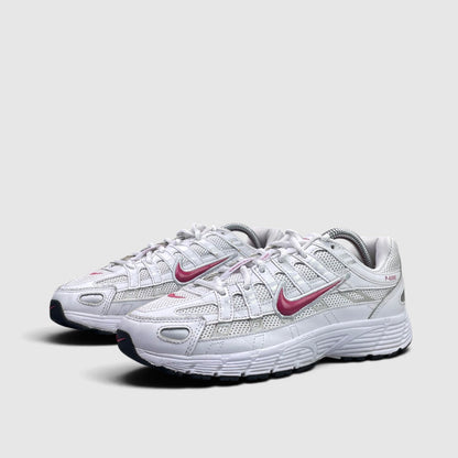 Nike P-6000, buty sportowe damskie w bardzo dobrym stanie rozmiar 38, para butów