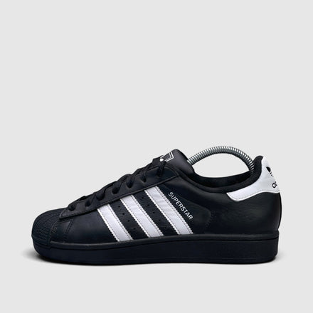 Adidas Superstar II Black White, buty sportowe damskie w bardzo dobrym stanie rozmiar 40, boczny profil, lewa strona