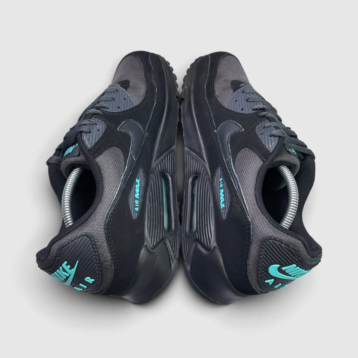 Nike Air Max 90 Black Tiffany, buty sportowe męskie w bardzo dobrym stanie rozmiar 45, widok z góry