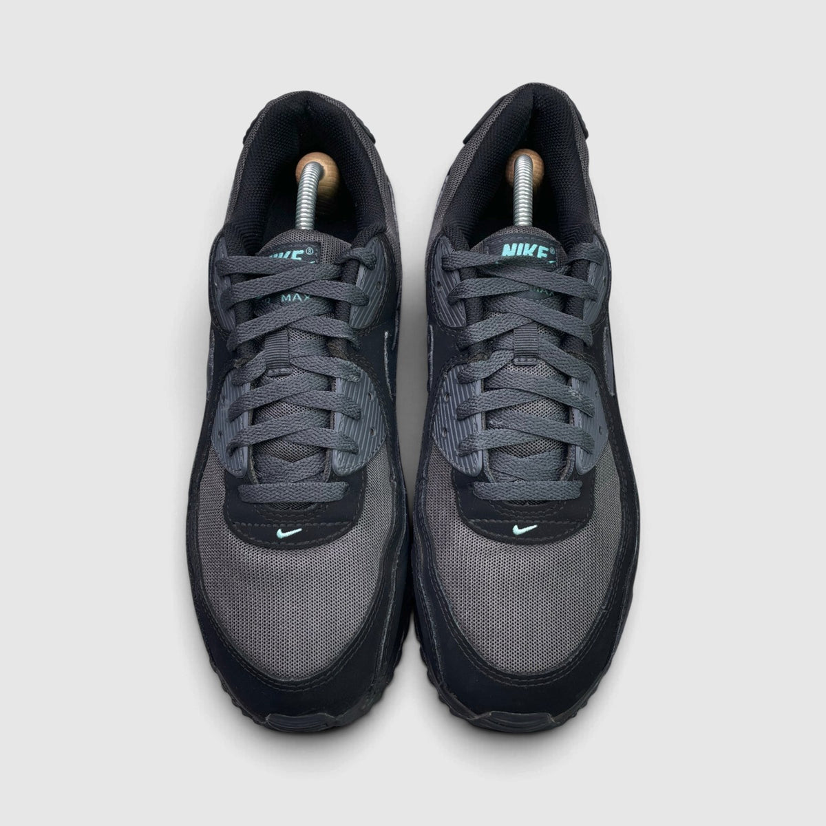 Nike Air Max 90 Black Tiffany, buty sportowe męskie w bardzo dobrym stanie rozmiar 45, widok z góry