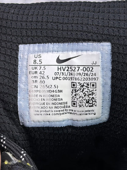 Nike Zoom Vomero 5 Bred, buty sportowe męskie w bardzo dobrym stanie rozmiar 42, etykieta z kodem modelu HV2527-002