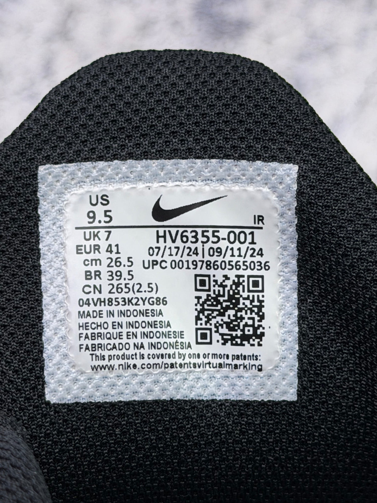 Nike Air Max Plus Black Dusty Cactus, buty sportowe męskie w bardzo dobrym stanie rozmiar 41, etykieta z kodem modelu HV6355-001
