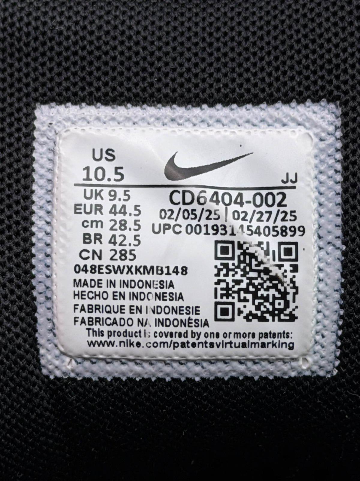 Nike P-6000 Black, buty sportowe męskie w bardzo dobrym stanie rozmiar 44.5, etykieta z kodem modelu CD6404-002