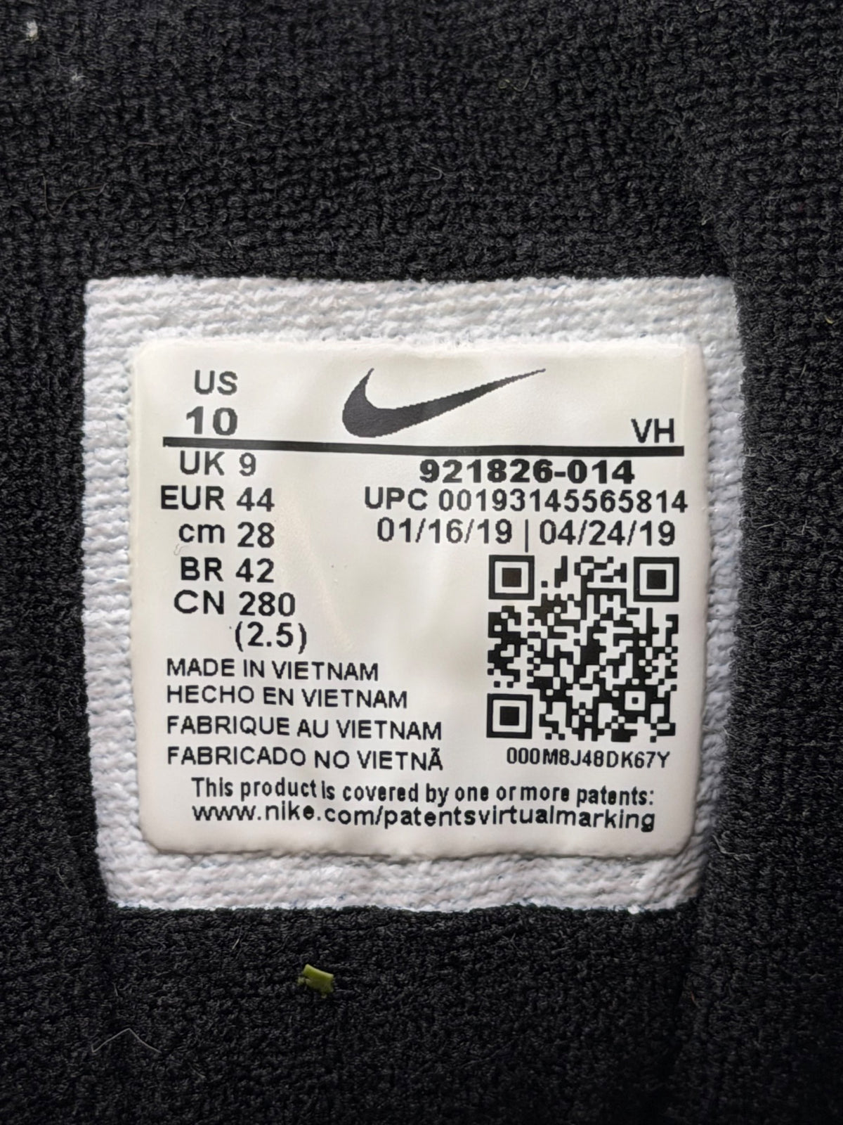 Nike Air Max 97 Reflective Bred, buty sportowe męskie w bardzo dobrym stanie rozmiar 44, etykieta z kodem modelu 921826-014
