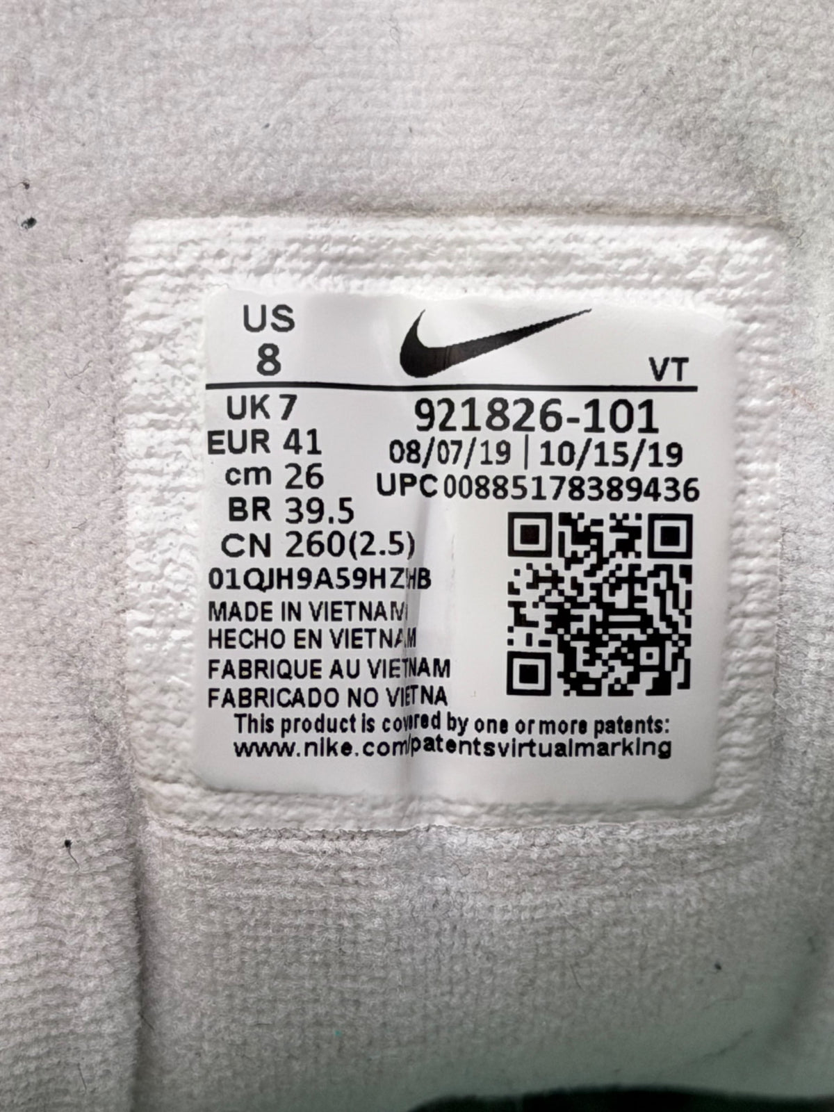 Nike Air Max 97, buty sportowe męskie w bardzo dobrym stanie rozmiar 41, etykieta z kodem modelu 921826-101
