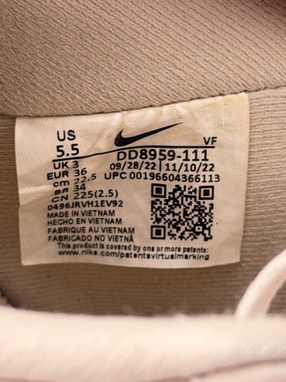 Nike Air Force 1 Low Sanddrift, buty sportowe damskie w bardzo dobrym stanie rozmiar 36, etykieta z kodem modelu DD8959-111