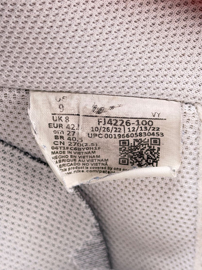 Nike Air Force 1 Low Quadruple Swoosh, buty sportowe męskie w bardzo dobrym stanie rozmiar 42.5, etykieta z kodem modelu FJ4226-100