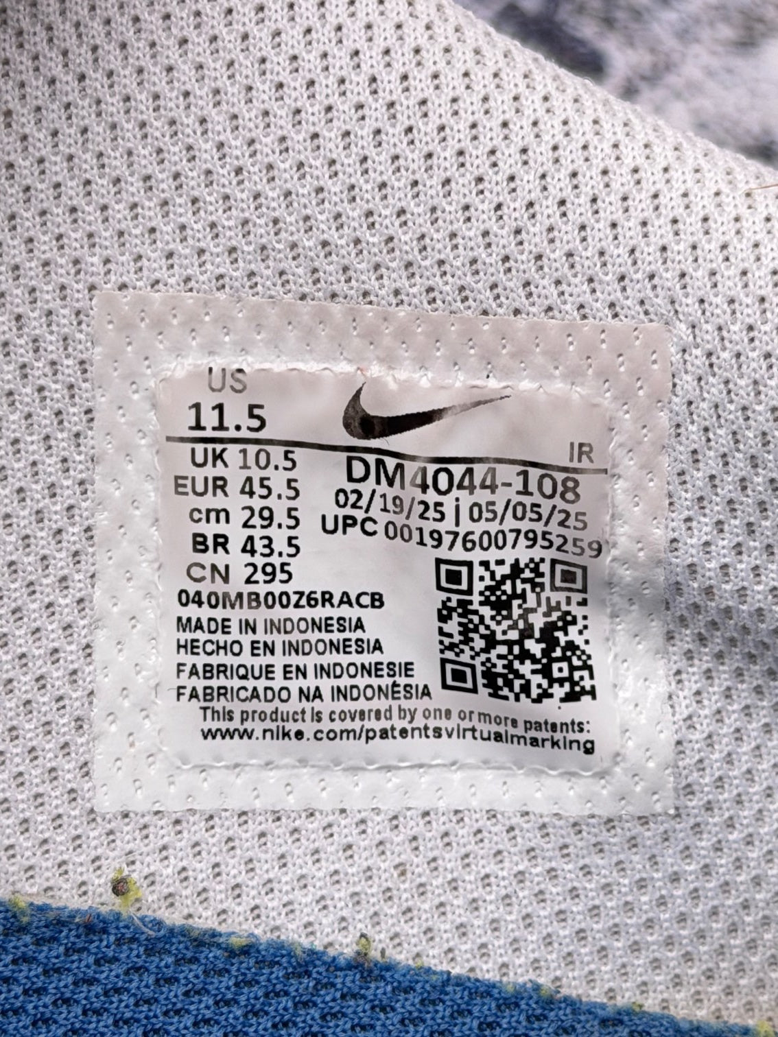 Nike Classic Cortez, buty sportowe męskie w bardzo dobrym stanie rozmiar 45.5, etykieta z kodem modelu DM4044-108