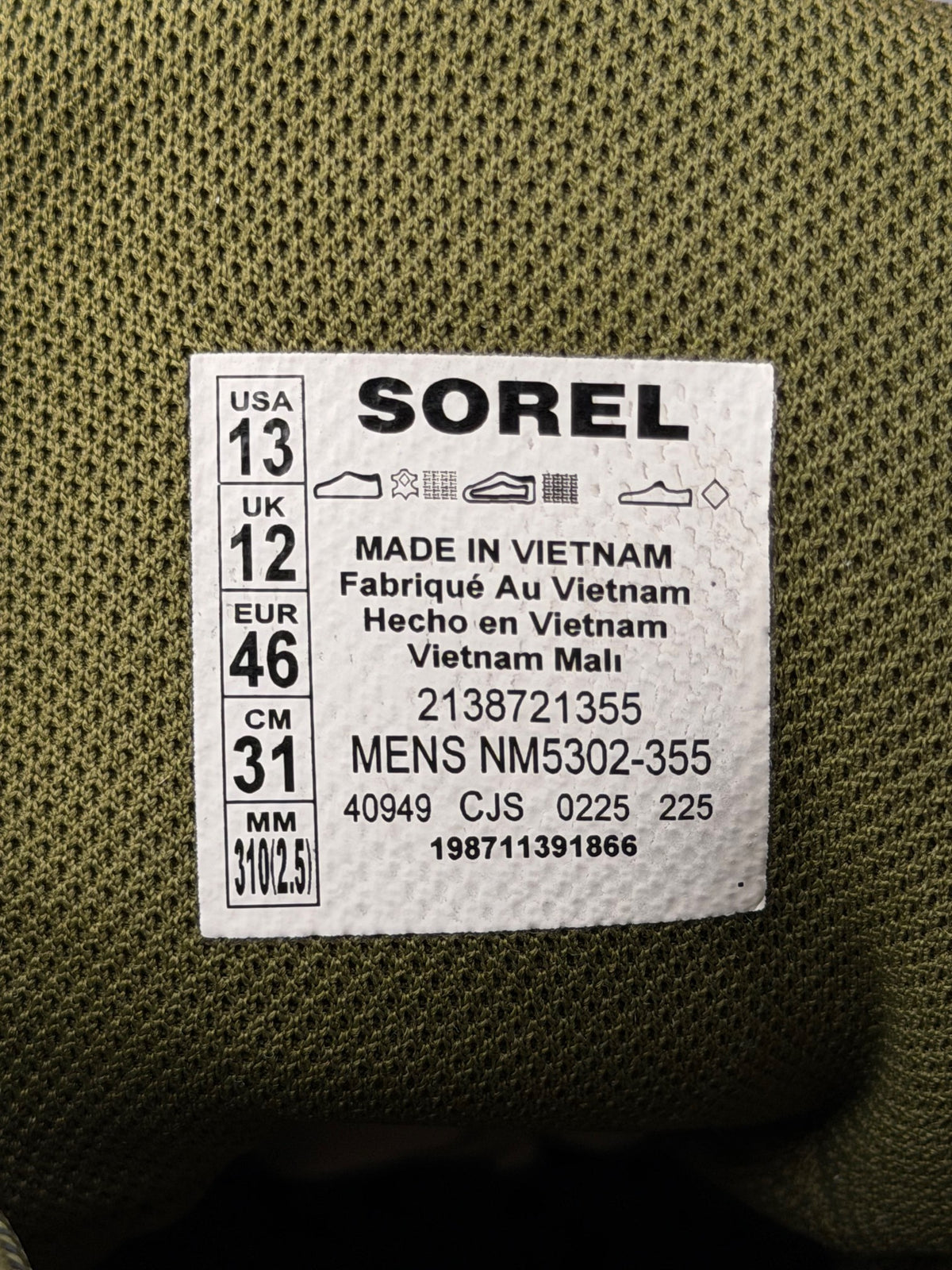 Sorel Winter Boots, botki męskie w bardzo dobrym stanie rozmiar 46, etykieta z kodem modelu NM5302-355