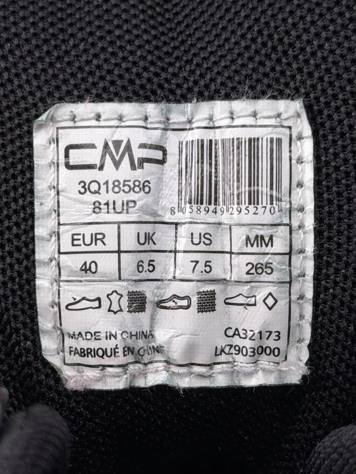 CMP Trekking Waterproof Boots, śniegowce damskie w bardzo dobrym stanie rozmiar 40, etykieta z kodem modelu 3Q18586